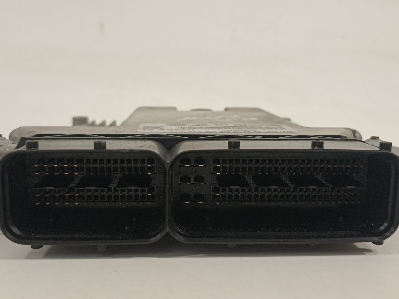 Recambio de centralita motor uce para volkswagen passat berlina (3c2) advance referencia OEM IAM 03L907309 0281015029 