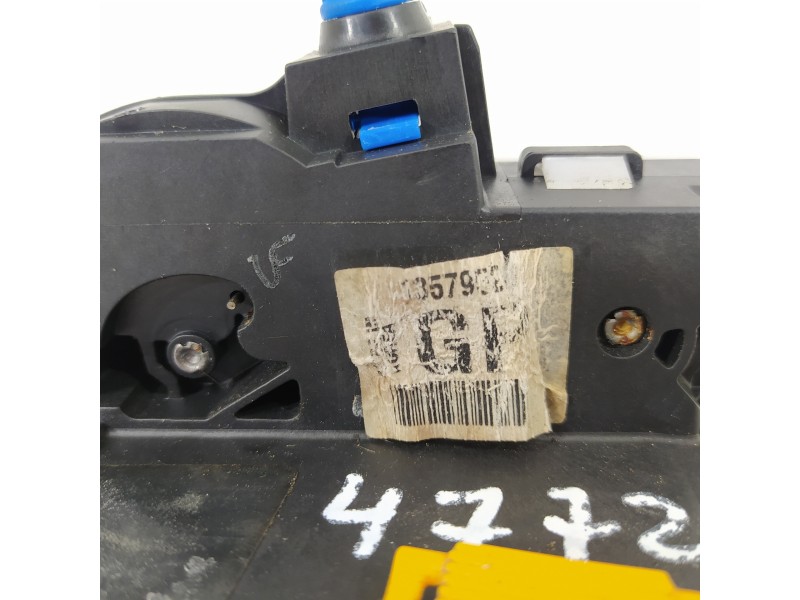 Recambio de cerradura puerta delantera derecha para opel astra j lim. excellence referencia OEM IAM 13579523  