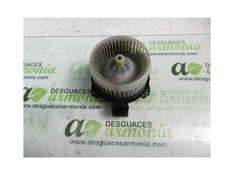 Recambio de ventilador calefaccion para toyota yaris (ksp9/scp9/nlp9) rock in rio referencia OEM IAM AV2727000311  