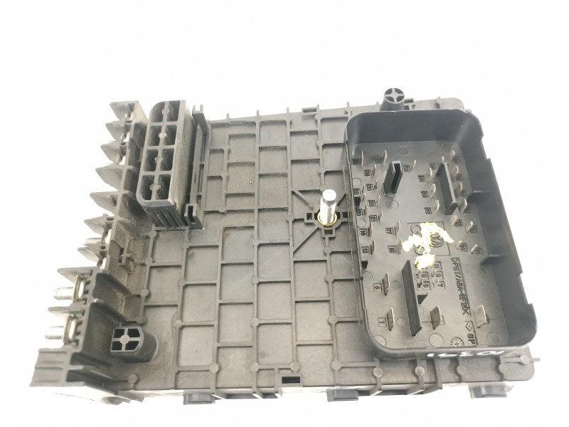 Recambio de caja reles / fusibles para volkswagen passat berlina (3c2) advance referencia OEM IAM 3C0937125  