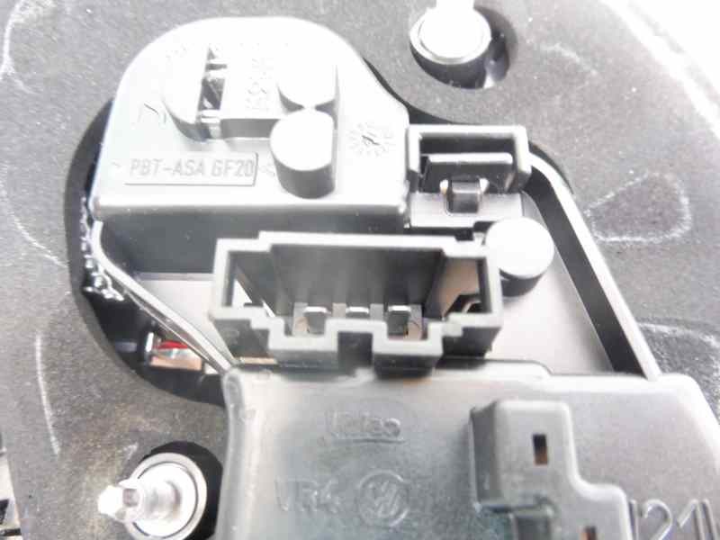 Recambio de piloto trasero derecho en porton para volkswagen golf vi (5k1) advance bluemotion referencia OEM IAM 5K0945094G  