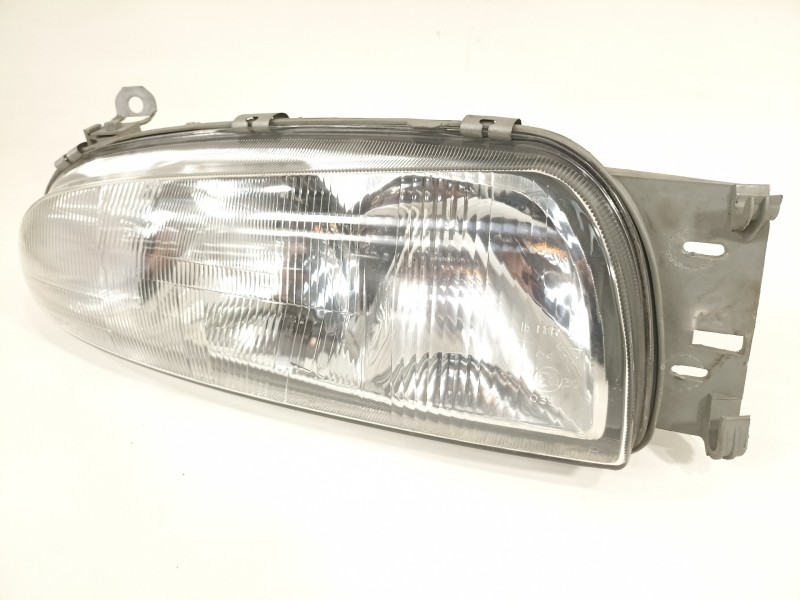 Recambio de faro derecho para ford fiesta berlina (dx) trend referencia OEM IAM   