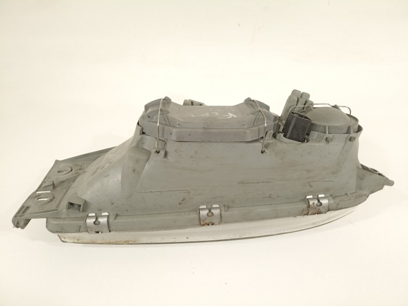 Recambio de faro derecho para ford fiesta berlina (dx) trend referencia OEM IAM   