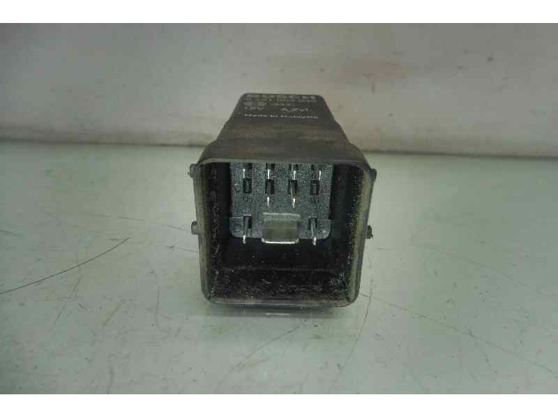 Recambio de caja precalentamiento para iveco daily caja cerrada (2006 =>) 3.0 diesel referencia OEM IAM 0281003039  