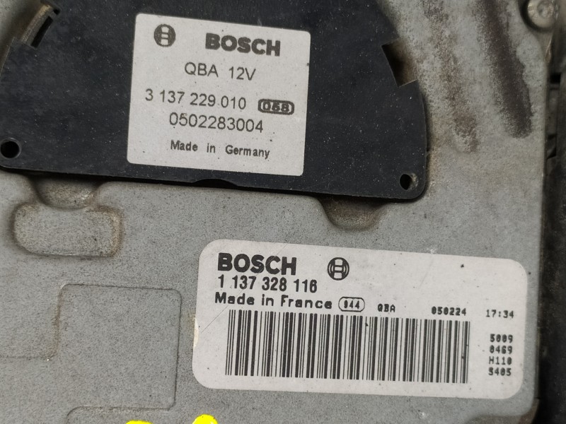 Recambio de electroventilador para volvo xc90 2.4 diesel cat referencia OEM IAM 31111543 0130706803  Recambio de electroventilador para volvo xc90 2.4 diesel cat referencia OEM IAM 31111543 0130706803