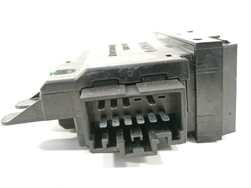 Recambio de mando elevalunas delantero derecho para volvo xc90 2.4 diesel cat referencia OEM IAM 30746075   Recambio de mando elevalunas delantero derecho para volvo xc90 2.4 diesel cat referencia OEM IAM 30746075