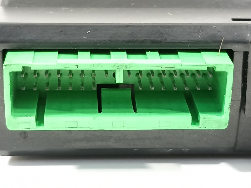 Recambio de mando elevalunas delantero derecho para volvo xc90 2.4 diesel cat referencia OEM IAM 30746075   Recambio de mando elevalunas delantero derecho para volvo xc90 2.4 diesel cat referencia OEM IAM 30746075