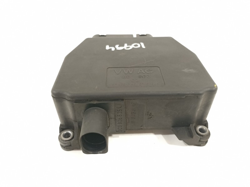 Recambio de valvula aire adicional para volkswagen passat berlina (3c2) advance referencia OEM IAM 3C0906625  