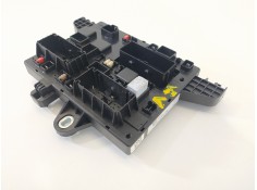 Recambio de caja reles / fusibles para opel astra j lim. excellence referencia OEM IAM 13368651 1110138AA 365927271