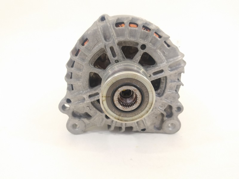 Recambio de alternador para volkswagen golf vii lim. advance bluemotion referencia OEM IAM 03L903023L  