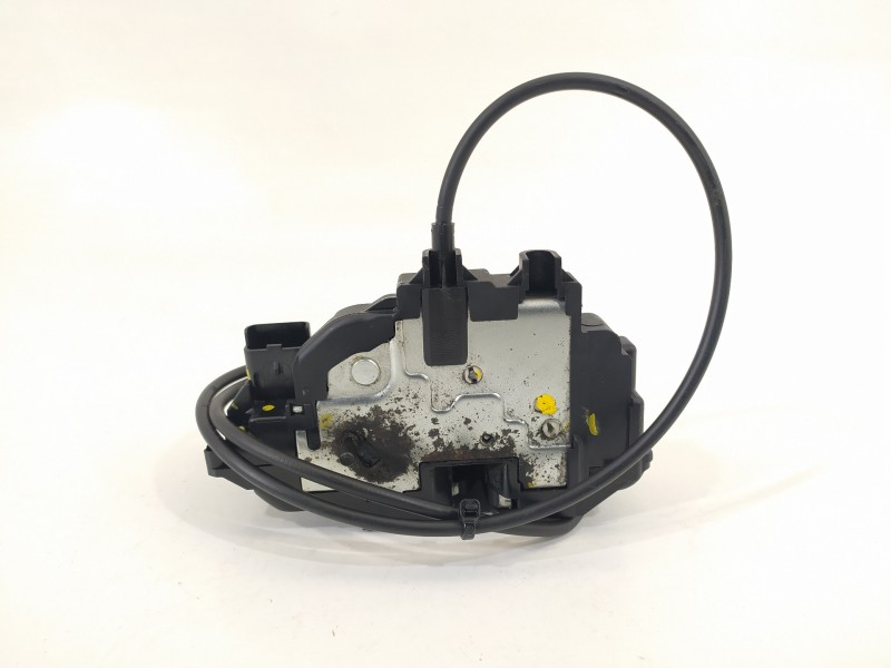 Recambio de cerradura puerta trasera derecha para renault clio iii collection referencia OEM IAM 8200300129J  