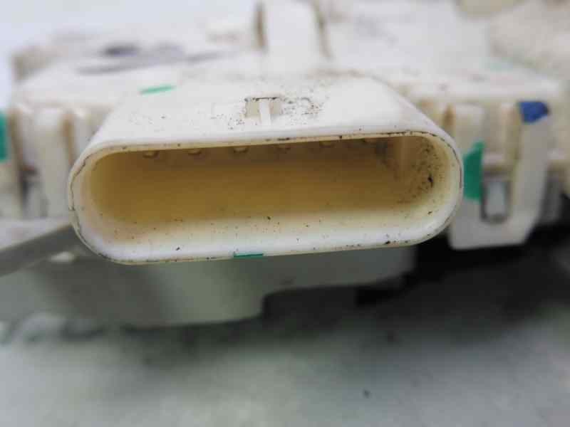 Recambio de cerradura puerta trasera izquierda para seat leon (1p1) style copa referencia OEM IAM 1P0839015D  