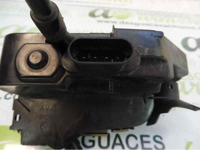 Recambio de cerradura puerta trasera izquierda para renault megane ii familiar dynamique confort referencia OEM IAM 8200212468  