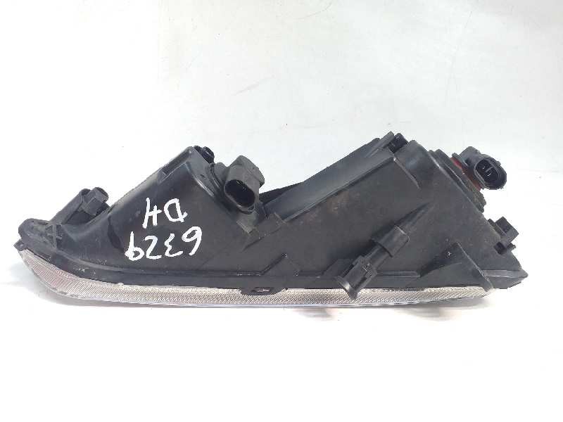 Recambio de faro antiniebla derecho para volkswagen passat variant (365) edition bluemotion referencia OEM IAM   