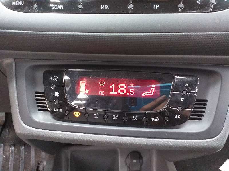 Recambio de mando climatizador para seat ibiza (6j5) stylance / style referencia OEM IAM 6J0820043A  