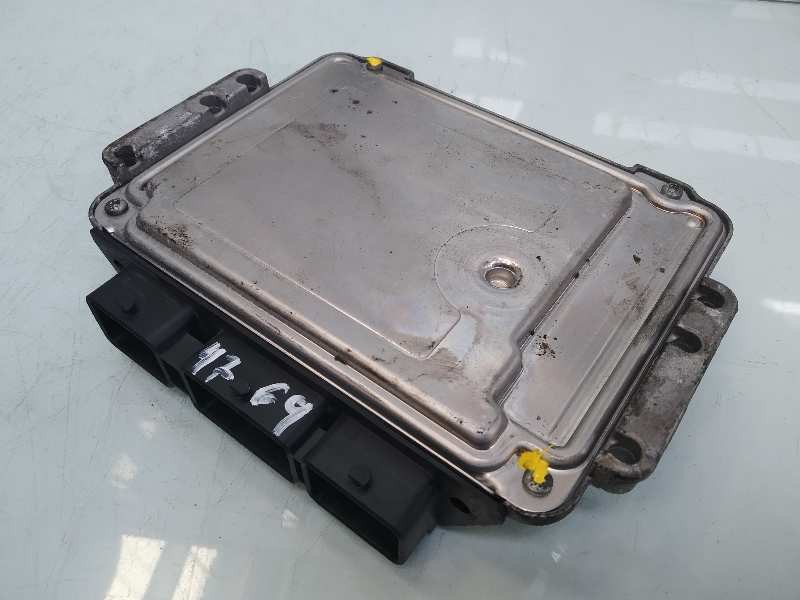 Recambio de centralita motor uce para renault laguna ii grandtour (kg0) dynamique luxe referencia OEM IAM 8200311550 0281012058 