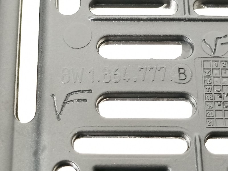 Recambio de no identificado para audi a5 coupe (f53) s line edition referencia OEM IAM 8W1864777B  