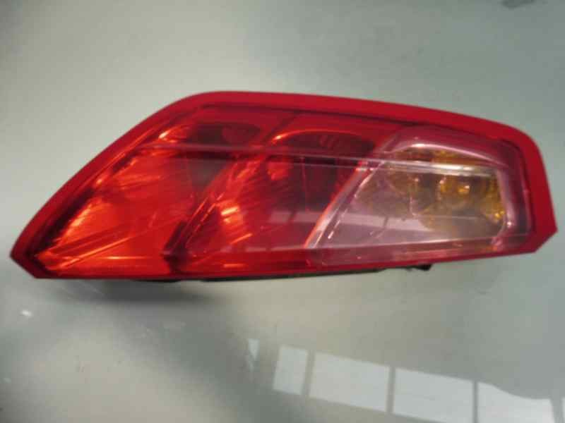 Recambio de piloto trasero izquierdo para fiat grande punto (199) 1.4 16v sport referencia OEM IAM 0051701589  