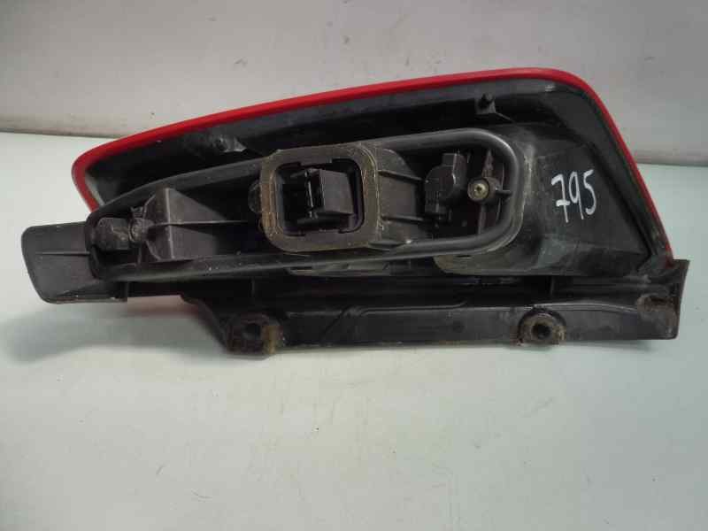 Recambio de piloto trasero izquierdo para fiat grande punto (199) 1.4 16v sport referencia OEM IAM 0051701589  