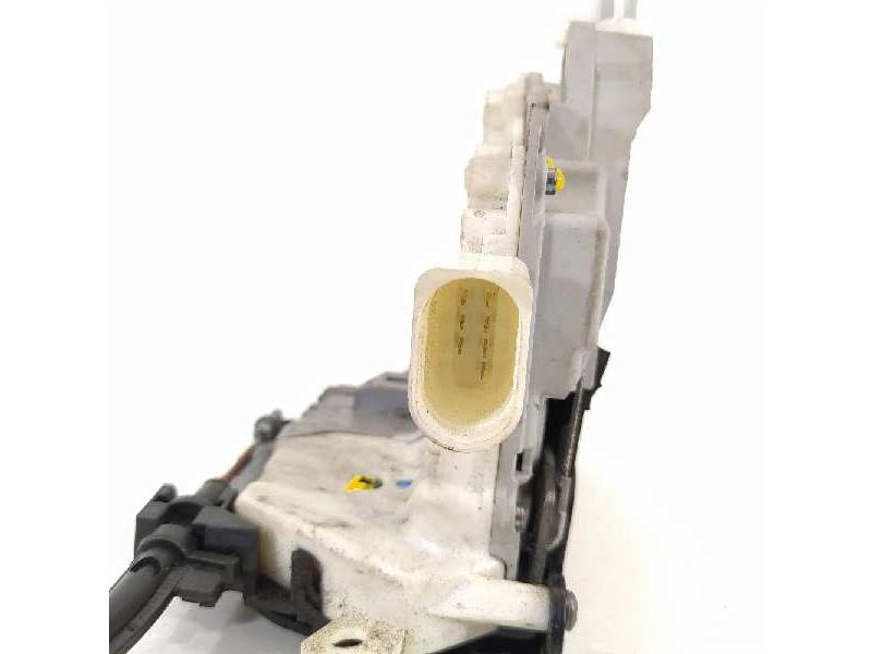 Recambio de cerradura puerta trasera derecha para volkswagen passat variant (365) edition bluemotion referencia OEM IAM 3C483901