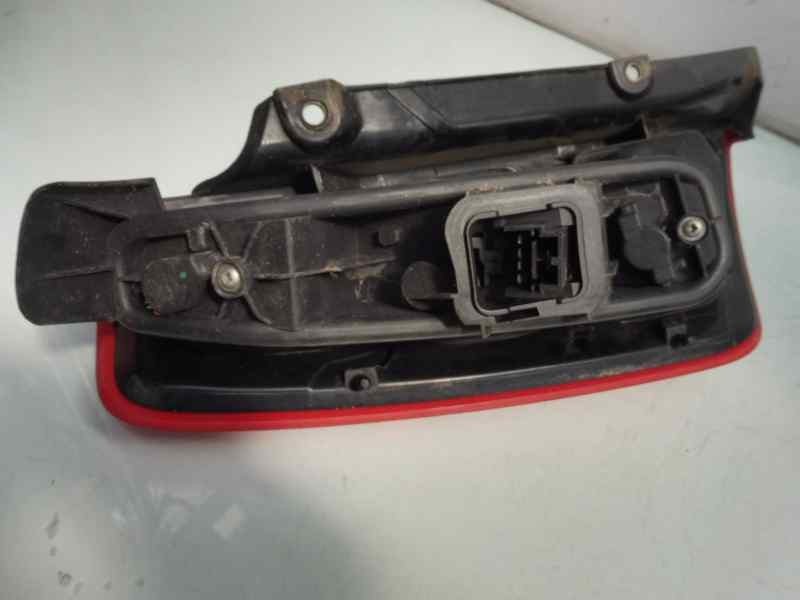 Recambio de piloto trasero derecho para fiat grande punto (199) 1.4 16v sport referencia OEM IAM 0051701590  