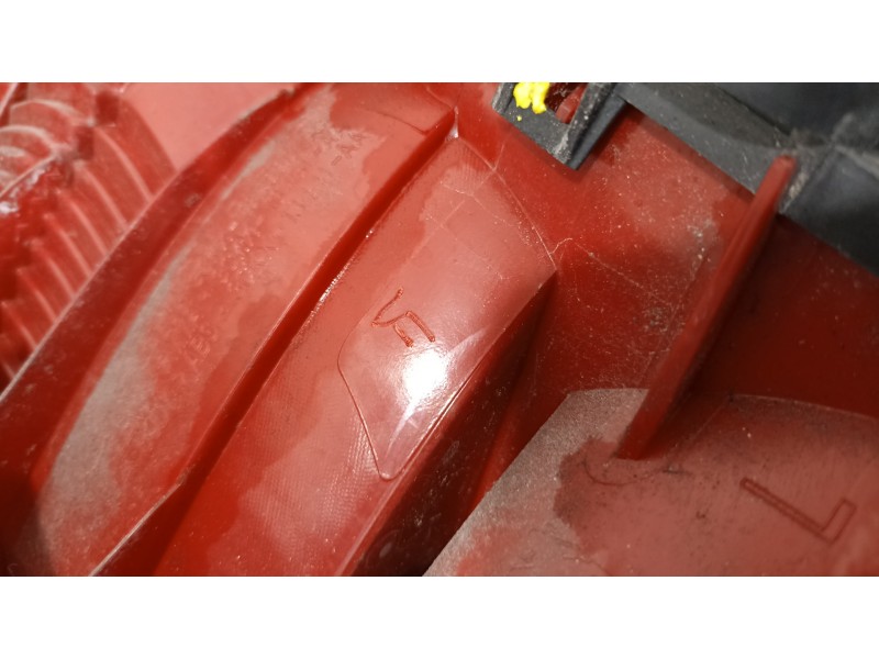 Recambio de piloto trasero izquierdo para citroën c2 sx referencia OEM IAM 9649864580 3CKX13405AA 79998D