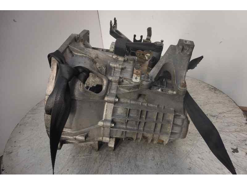 Recambio de caja cambios para ford focus berlina (cap) trend referencia OEM IAM 3M5R7002YG T1GD2 