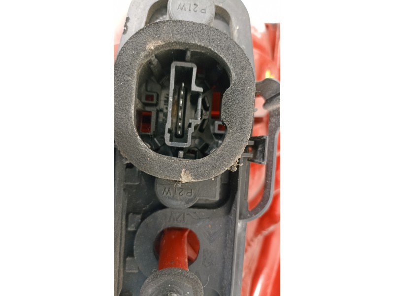 Recambio de piloto trasero izquierdo para citroën c2 sx referencia OEM IAM 9649864580 3CKX13405AA 79998D