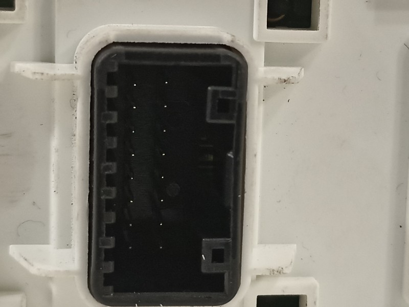 Recambio de mando retrovisor para kia rio (yb) attract referencia OEM IAM 4D64811000 93530H8200 93530H8200