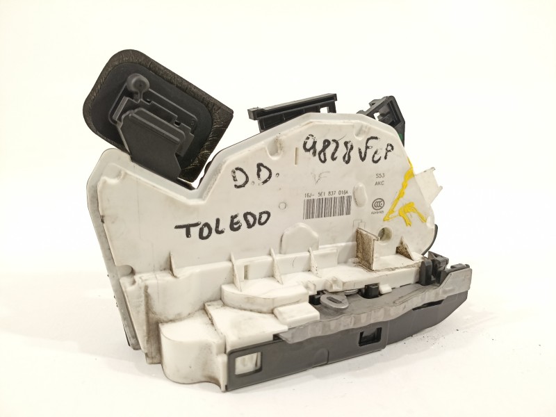Recambio de cerradura puerta delantera derecha para seat toledo (kg3) reference referencia OEM IAM 5E1837016A  