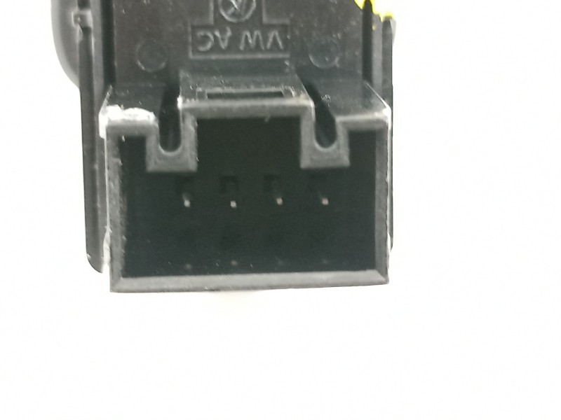 Recambio de mando elevalunas trasero derecho para volkswagen golf vii lim. advance bluemotion referencia OEM IAM 5G0959855D 5G08