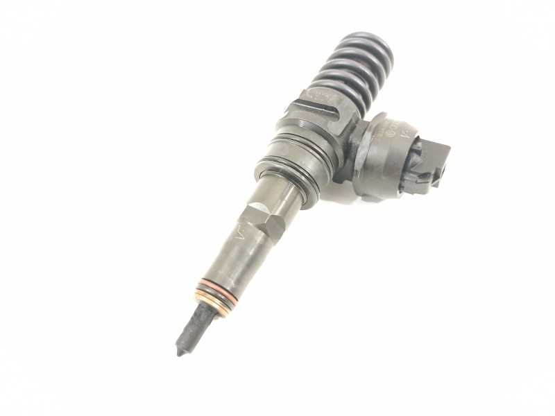 Recambio de inyector para volkswagen passat berlina (3b3) trendline referencia OEM IAM 038130073BA 0414720216 