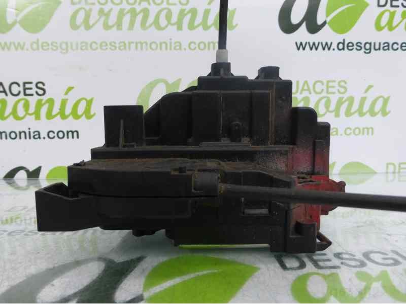 Recambio de cerradura puerta trasera izquierda para renault clio iii authentique referencia OEM IAM 8200300128  