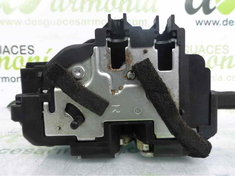 Recambio de cerradura puerta trasera derecha para nissan tiida (c11x/sc11x) acenta referencia OEM IAM   