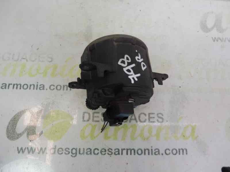 Recambio de faro antiniebla derecho para renault scenic iii dynamique referencia OEM IAM 8200074008 89202503 