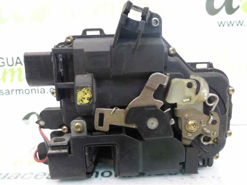 Recambio de cerradura puerta delantera derecha para skoda octavia berlina (1u2) ambiente referencia OEM IAM 3B1837016C  