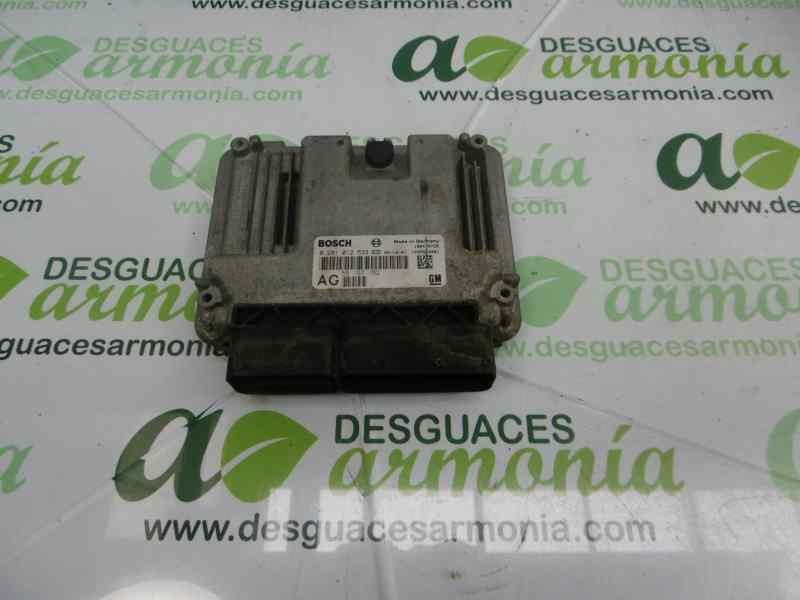Recambio de centralita motor uce para opel vectra c berlina cosmo referencia OEM IAM 55197152 0281012533 
