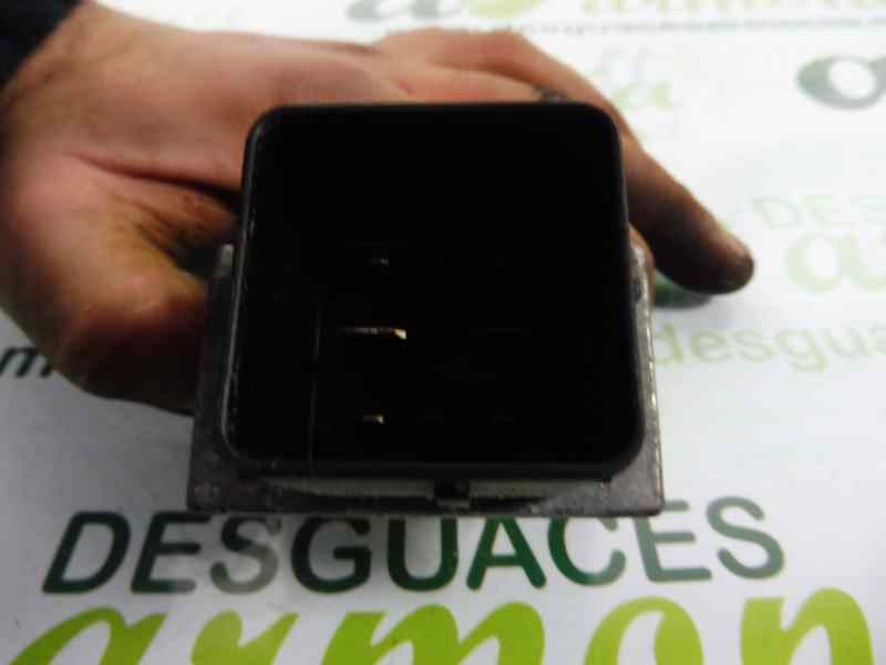 Recambio de caja precalentamiento para renault scenic iii dynamique referencia OEM IAM 8200859243  