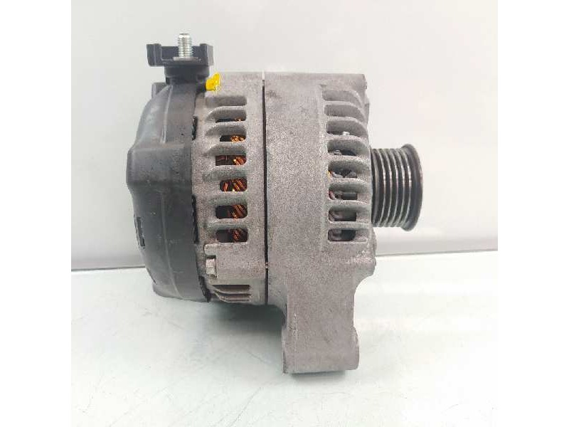 Recambio de alternador para bmw serie x1 (f48) sdrive18d xline referencia OEM IAM 7640131 1042118181 