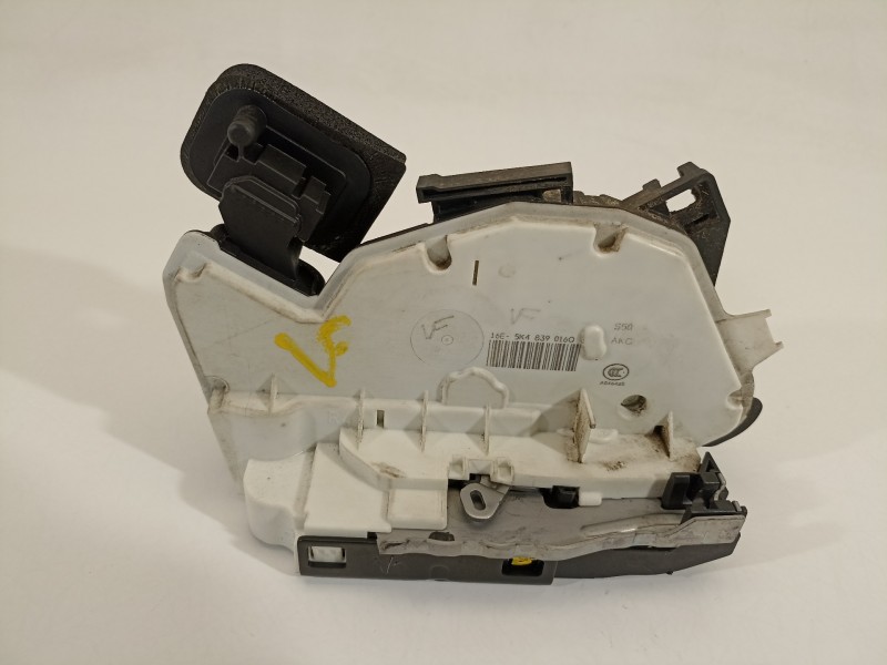 Recambio de cerradura puerta trasera derecha para volkswagen golf vii lim. advance bluemotion referencia OEM IAM 5K4839016Q  