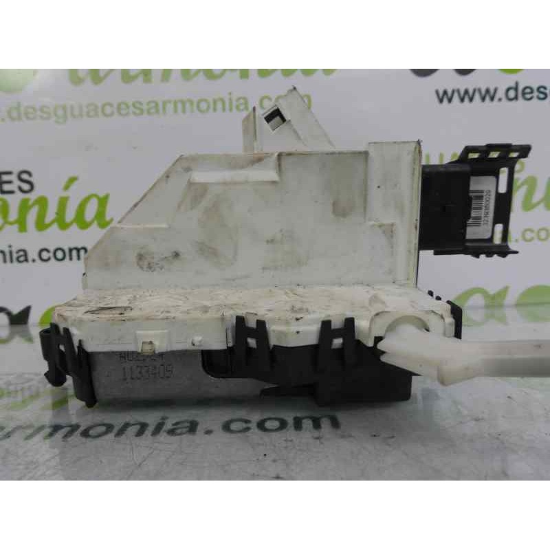 Recambio de cerradura puerta delantera derecha para peugeot partner kombi access referencia OEM IAM 323950029  