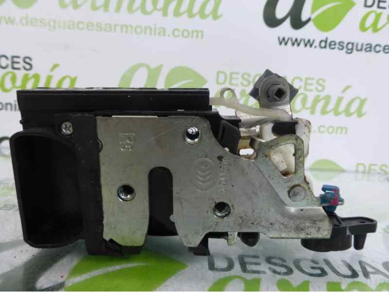 Recambio de cerradura puerta trasera derecha para chevrolet aveo ls referencia OEM IAM   