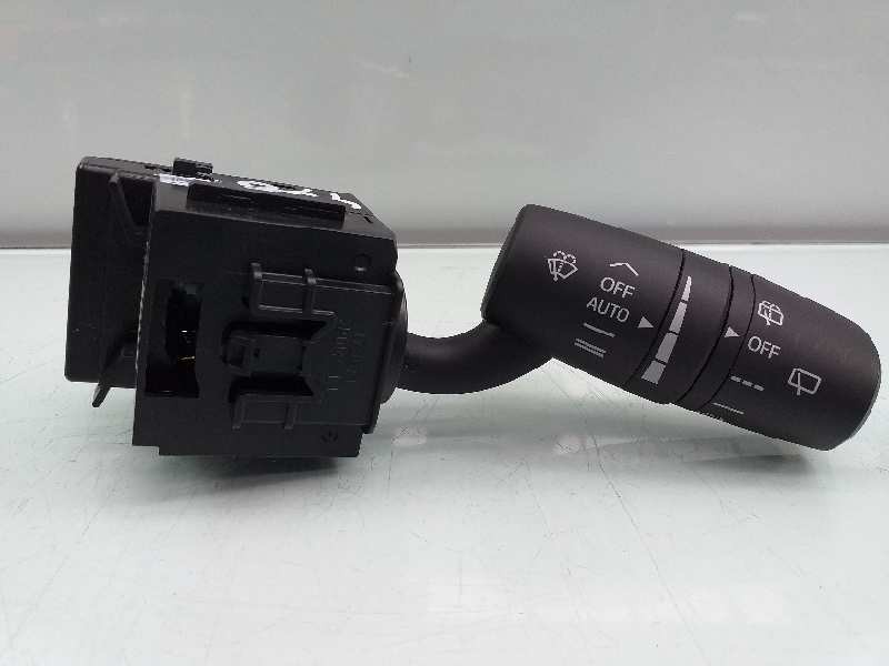 Recambio de mando limpia para mazda cx-5 center-line 2wd referencia OEM IAM 17J671  
