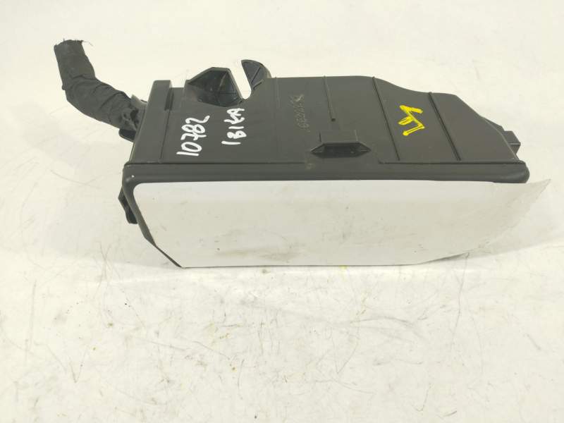CAJA RELES / FUSIBLES 2Q0907361C 2Q0927165A 