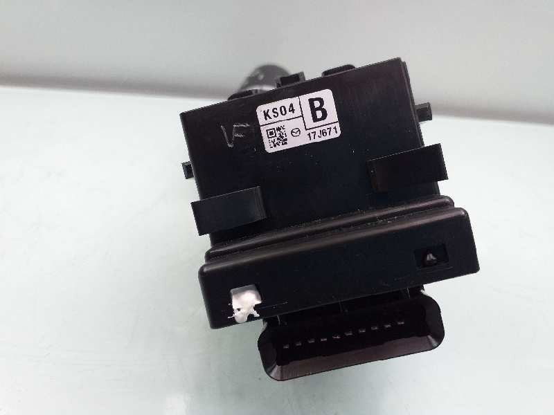 Recambio de mando limpia para mazda cx-5 center-line 2wd referencia OEM IAM 17J671  
