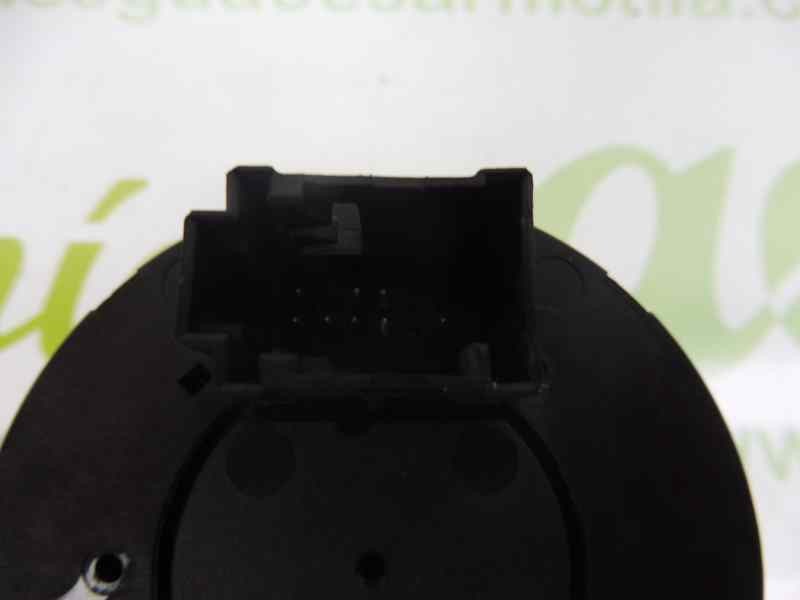 Recambio de mando luces para opel corsa d essentia referencia OEM IAM 13249396 241893 