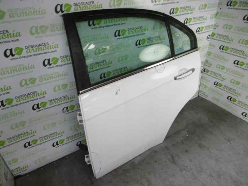Recambio de puerta trasera izquierda para chevrolet epica lt referencia OEM IAM   