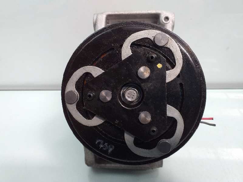 Recambio de compresor aire acondicionado para dacia sandero stepway referencia OEM IAM 926003541R  