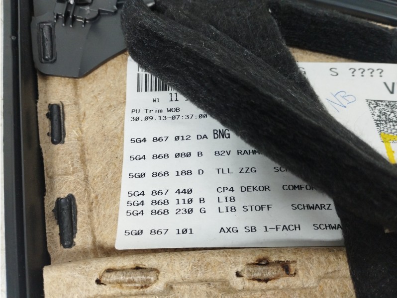 Recambio de guarnecido puerta delantera derecha para volkswagen golf vii lim. advance bluemotion referencia OEM IAM 5G4867011  