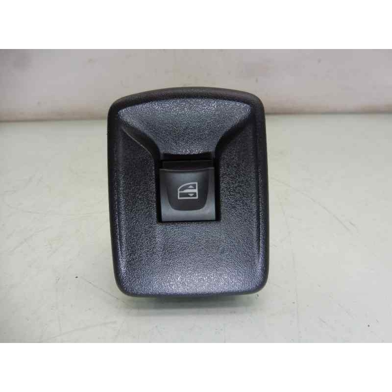 Recambio de mando elevalunas delantero derecho para dacia sandero stepway referencia OEM IAM 254217475R  